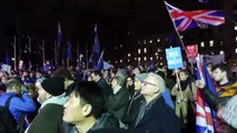 İngiliz Parlamentosu May'in Brexit Anlaşmasını Reddetti - Sevinç Gösterileri