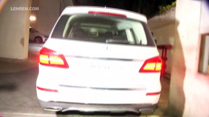 Raveena Tandon Salutes Media Photographers For Showing Respect