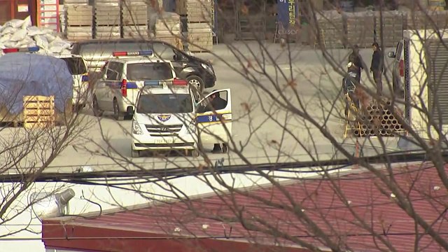 아파트 공사장 일산화탄소 중독...2명 사망 / YTN