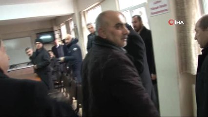 Minik Berra Başkan Adayından 100 Liralık Harçlığı Böyle Aldı