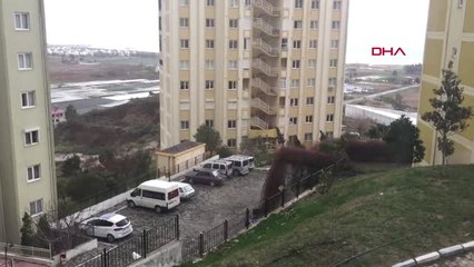 Anamur'da Şiddetli Fırtına - Çatılar Böyle Uçtu