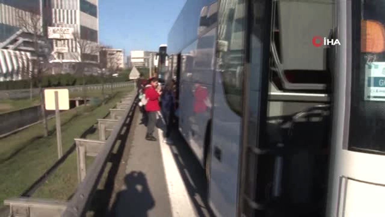 Basın Ekspres Yolunda Feci Kaza: Hafriyat Kamyonu, Polis Otosu ve Öğrenci Otobüsü Birbirine Girdi