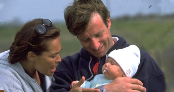 Hülya Avşar'dan Kızı Zehra'nın Doğum Gününe Özel Fotoğraflı Paylaşımı