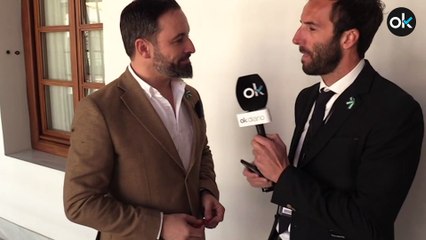 El cuestionario de Ojeda a Santiago Abascal: "Susana Díaz debe irse ya de botellón"