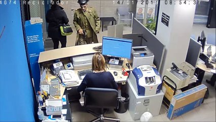Detenido el autor del atraco a un banco vestido de guardia civil