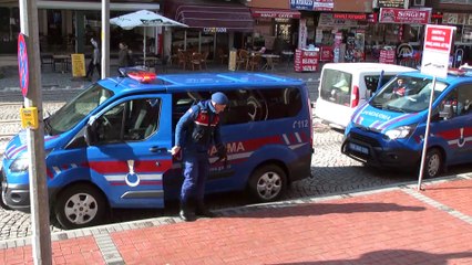 Hırsızlıkta kullandıkları aracı boyarken yakalandılar - KOCAELİ