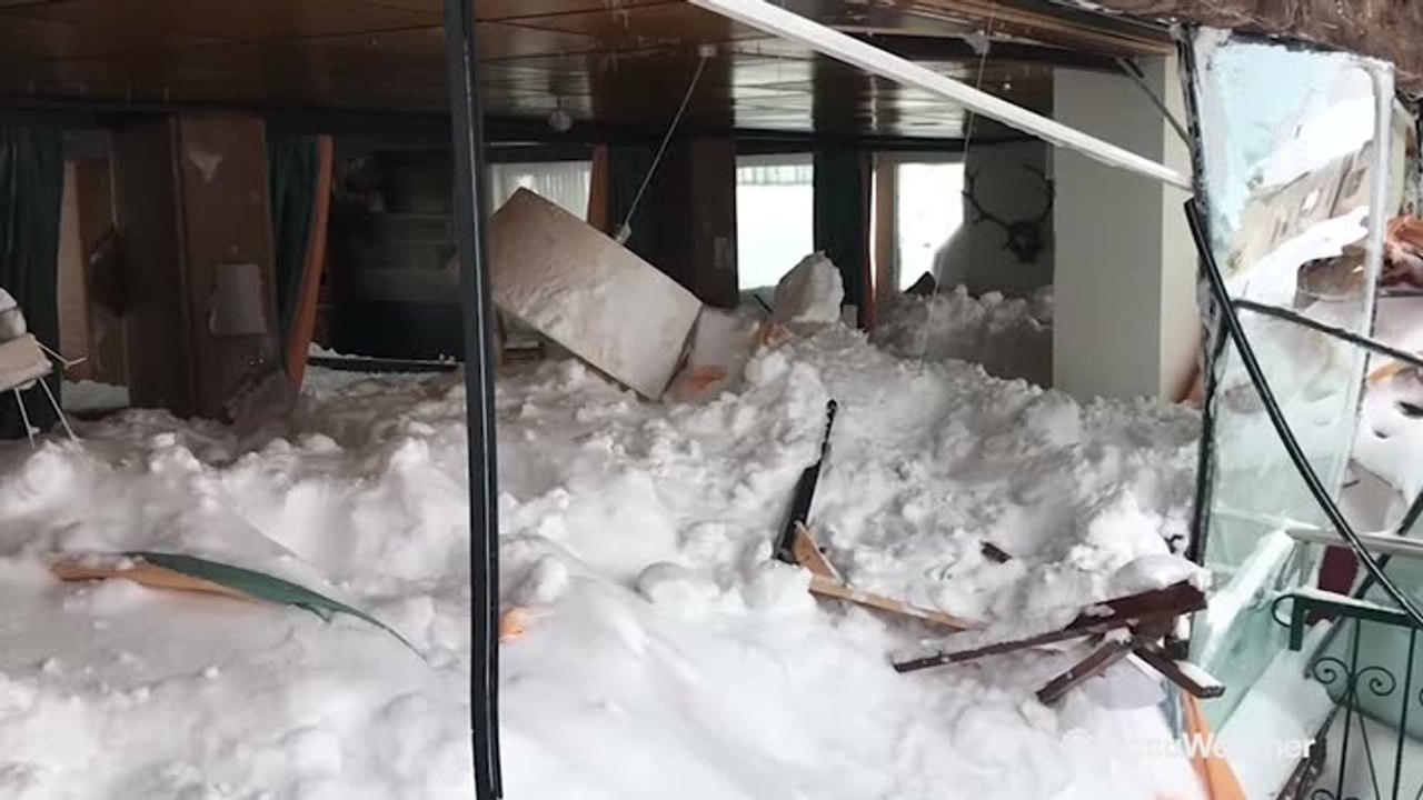 Avalanche buries Austrian hotel