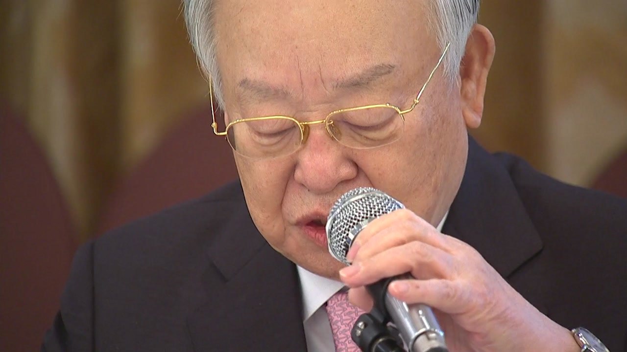 "급격한 최저임금 인상으로 고용 축소"...빅딜설 '부인' / YTN
