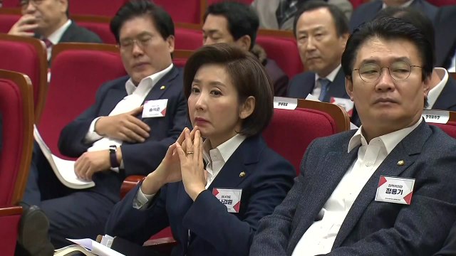 자유한국당 계파 넘어 통합과 변화에 매진 ...의원 연찬회 개최 / YTN