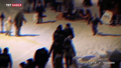 Mahalle sakinleri sokağı kayak pistine çevirdi