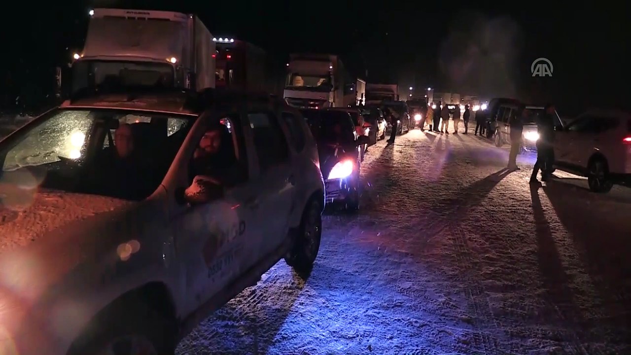 Erzurum-Ağrı ve Erzurum-Bingöl kara yolları ulaşıma açıldı