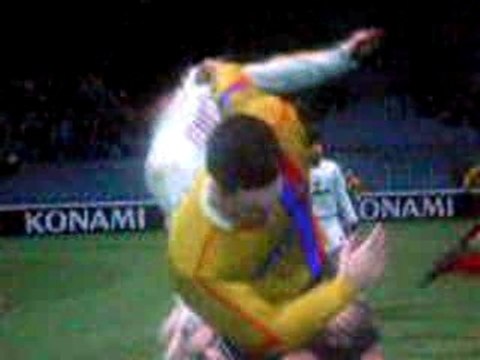 pes le bug du coup de boule