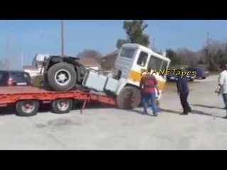 Heavy Equipments Driving Skill On The Most Difficult Road