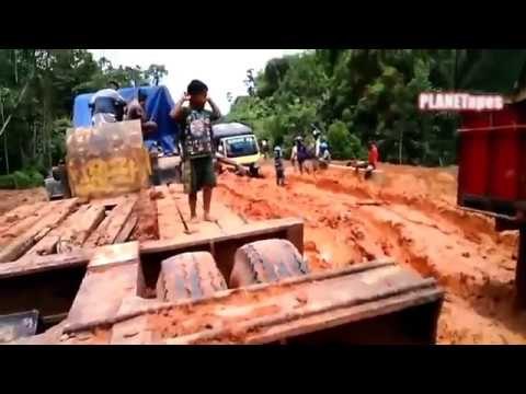 Buses Skill Driving on Difficult Roads and Dangerous Roads