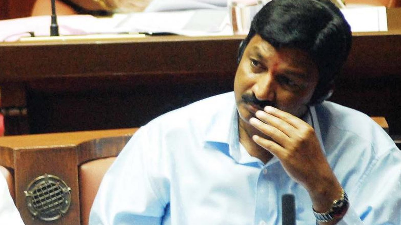 ರಮೇಶ್ ಜಾರಕಿಹೊಳಿಗೆ ಮತ್ತೆ ಸಚಿವ ಸ್ಥಾನ, ಕೇಳಿದ ಖಾತೆ? | Oneindia Kannada