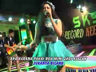 Yessy Kurnia - Bukak Sitik Joss [Official Music Video]