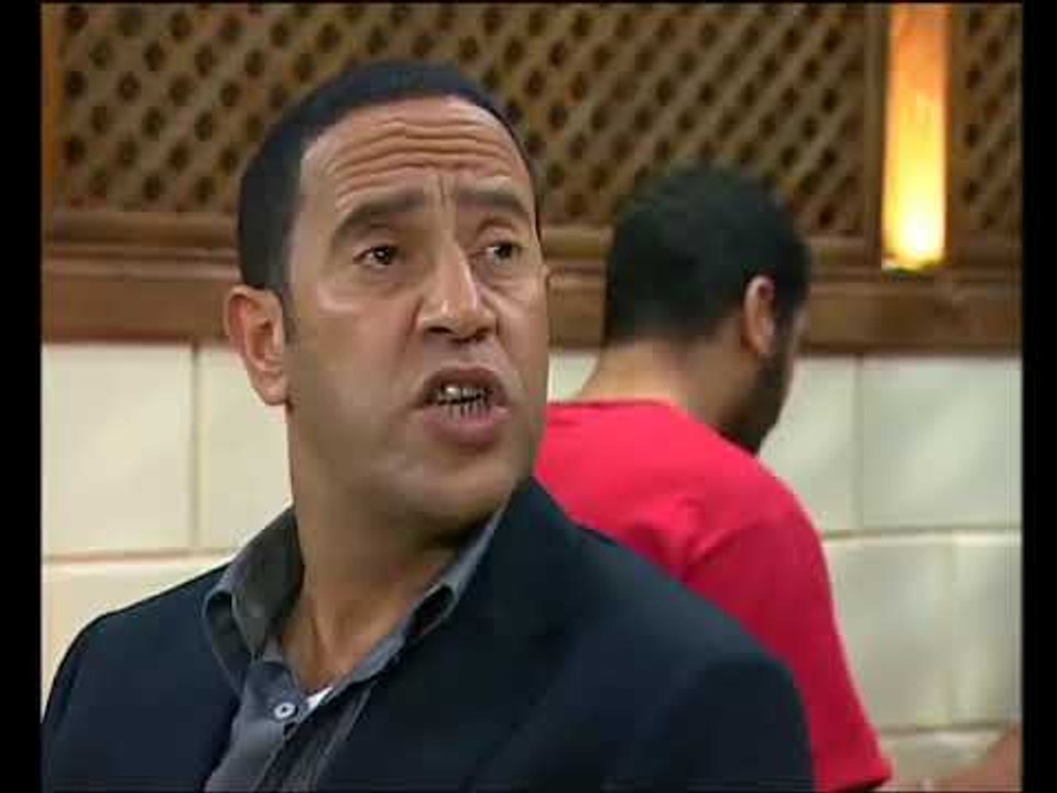 راجل وست ستات - عادل يطلب مشروب شربة اللحمة من سعداوي