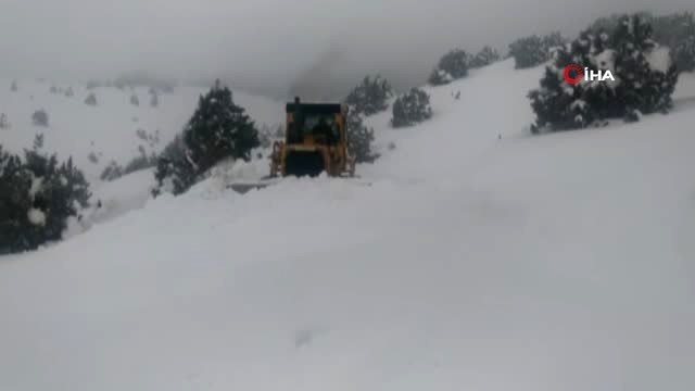 Köyde Doğum Sancısı Çeken Kadın İçin Ekipler Seferber Oldu