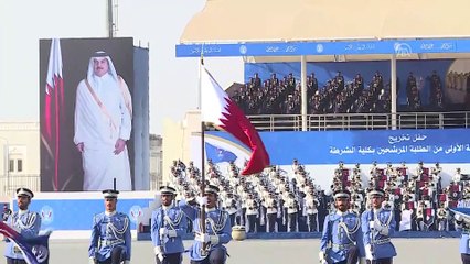 Download Video: İçişleri Bakanı Soylu Katar'da polis mezuniyet törenine katıldı - DOHA