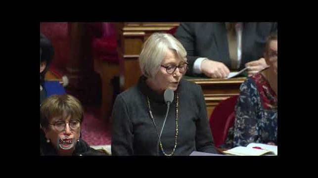 Vidal recadre les universités contre la hausse des frais d'admissions