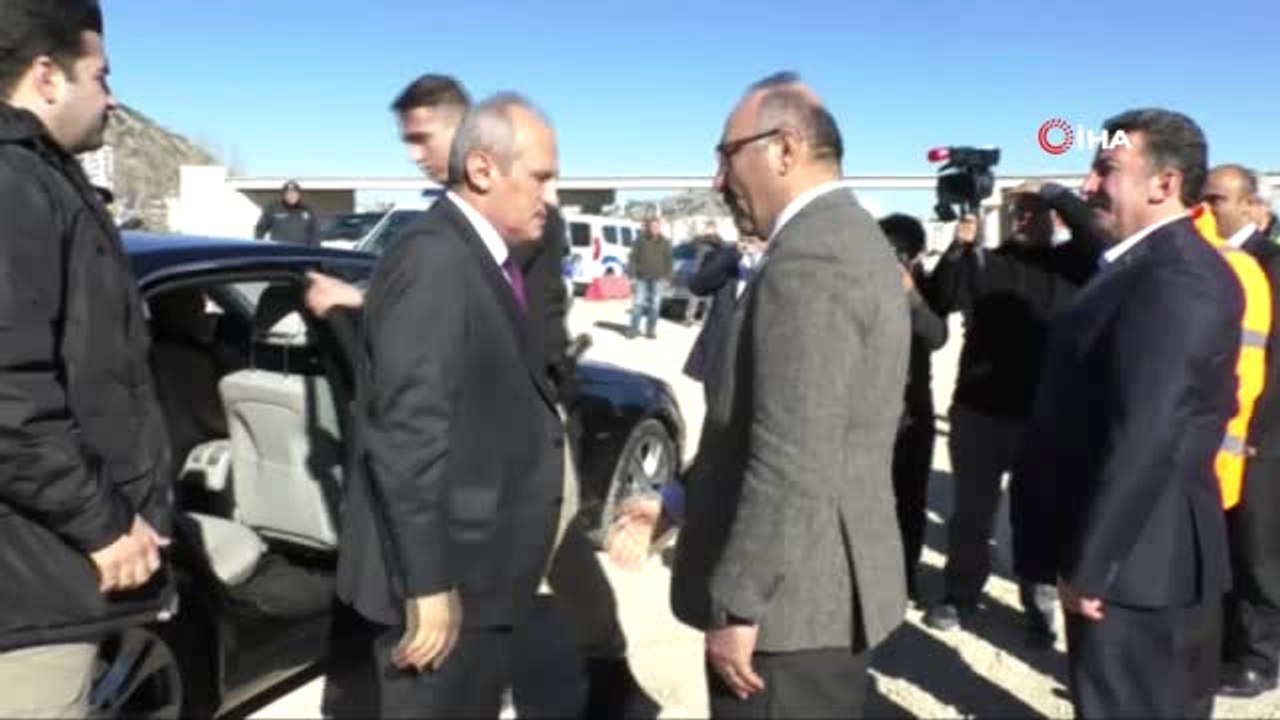 Bakan Turhan'dan Antalya-İzmir Arası Hızlı Tren ve Otoyol Müjdesi