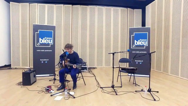 Nicolas Jules dans Bleu Poitou Live