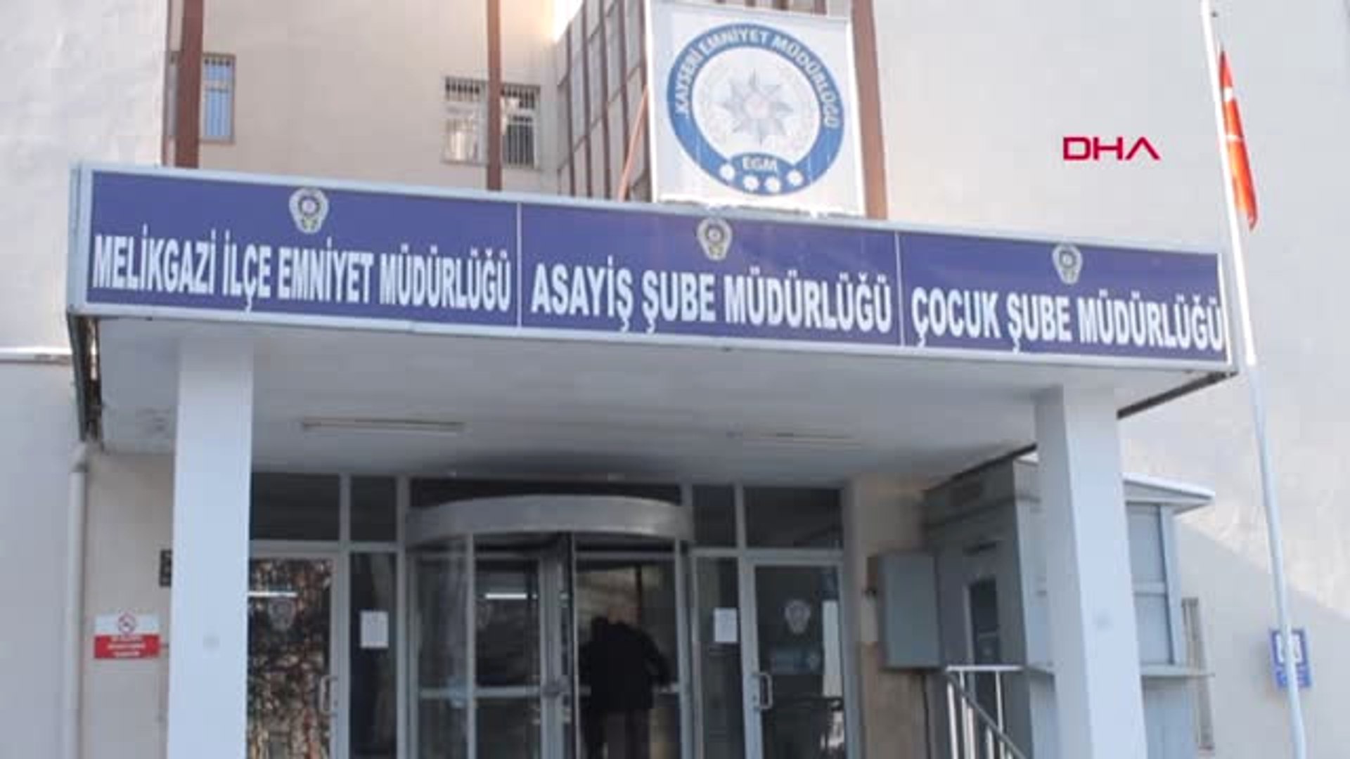 kayseri cifte cinayetin zanlisi 3 uncu cinayeti cezaevinde itiraf etti dailymotion video