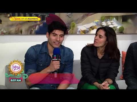 Luz María Zetina debutó en teatro con Los vecinos de arriba | Sale el Sol