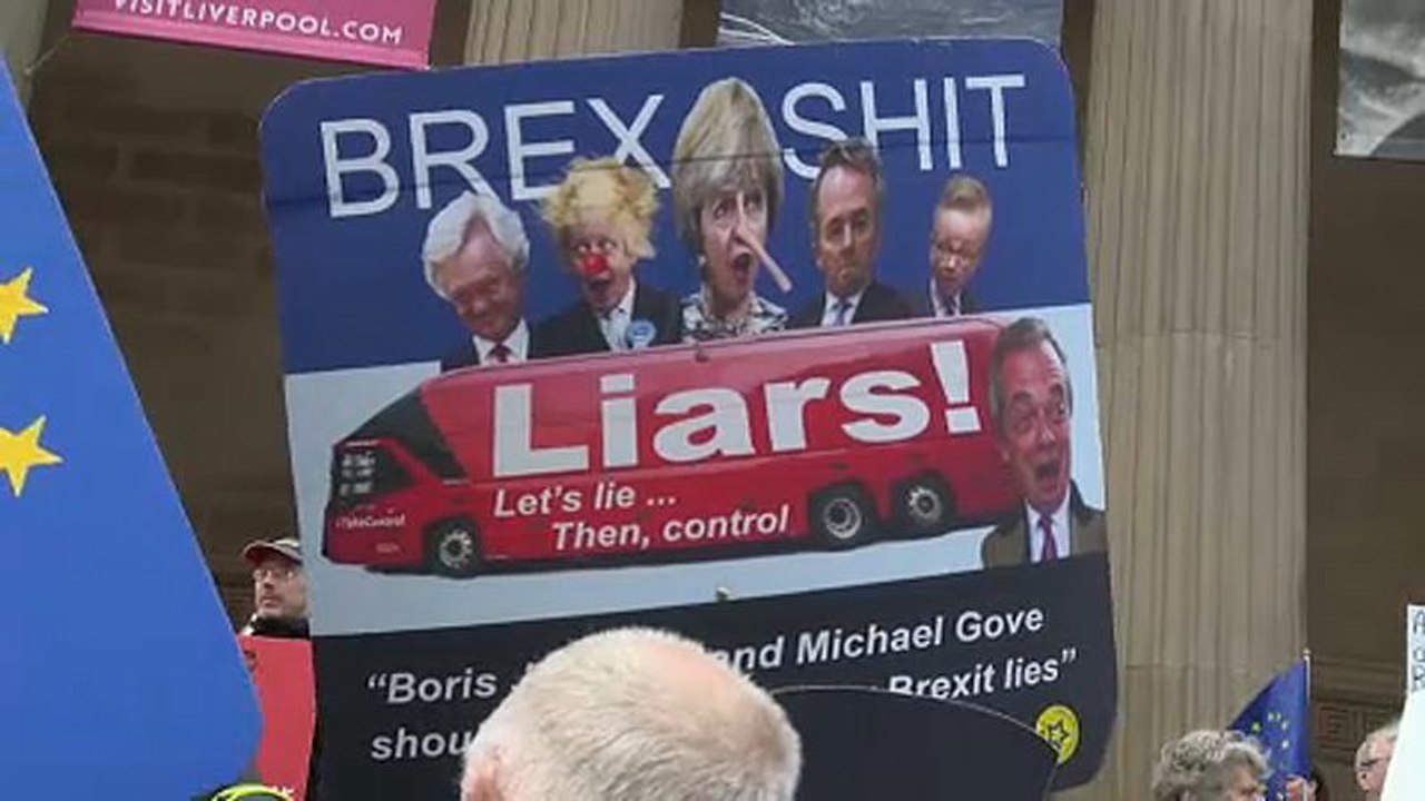 Eine 2. Chance? Theresa May auf der Suche nach Brexit-Plan B