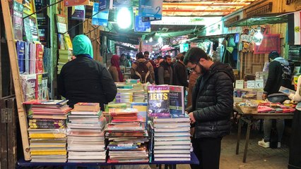 سور الأزبكية بمصر يدشن معرضه الخاص للكتاب