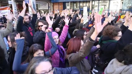 Yunan Öğretmenlerden "Atama" Gösterisi - Atina