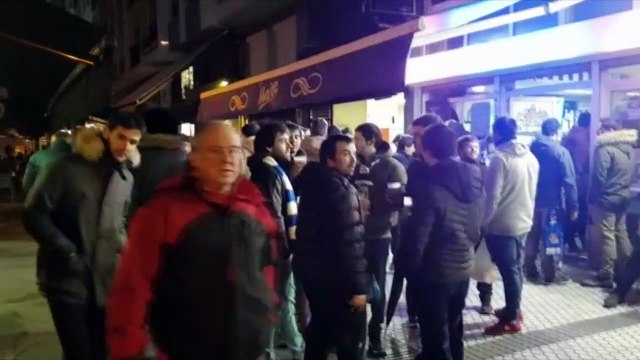 Real Sociedad - Real Betis: Ambiente Previo en los Aledaños de Anoeta