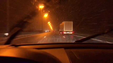 Il neige ce jeudi sur la E42 entre Namur et Liège