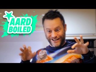 Advent Day 17 | Escalating Christmas Cheeseboard | Mr Weebl's Advent Calendar 2018