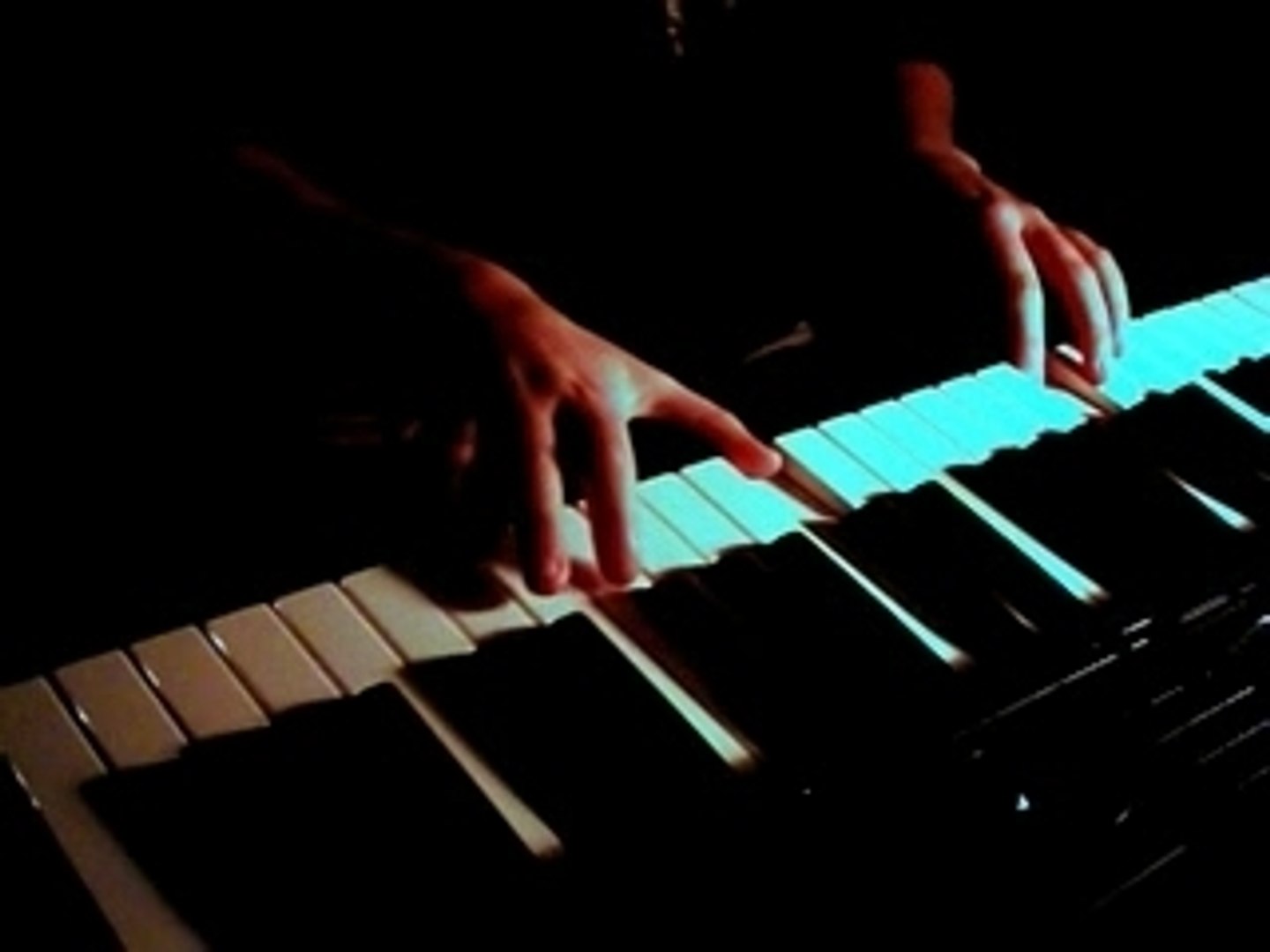 Exorcist theme musique du film l'exorciste piano - Vidéo Dailymotion