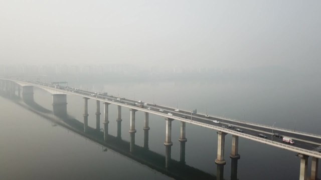 [취재N팩트] 밤부터 다시 中 스모그...주말, 전국 미세먼지 '나쁨' / YTN