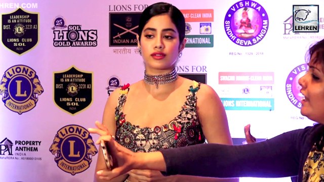 Janhvi Kapoor Avoids Talking About SRIDEVI Bungalow Starring Priya Prakash