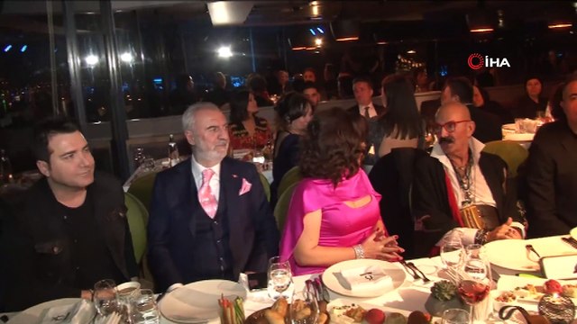 Türk Sanat Müziği Sanatçısı Zehra Su Olgun, albümünün gelirlerini kimsesiz çocuklara bağışlayacak