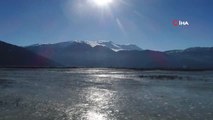 Buz Tutan Avlan Gölü Havadan Görüntülendi