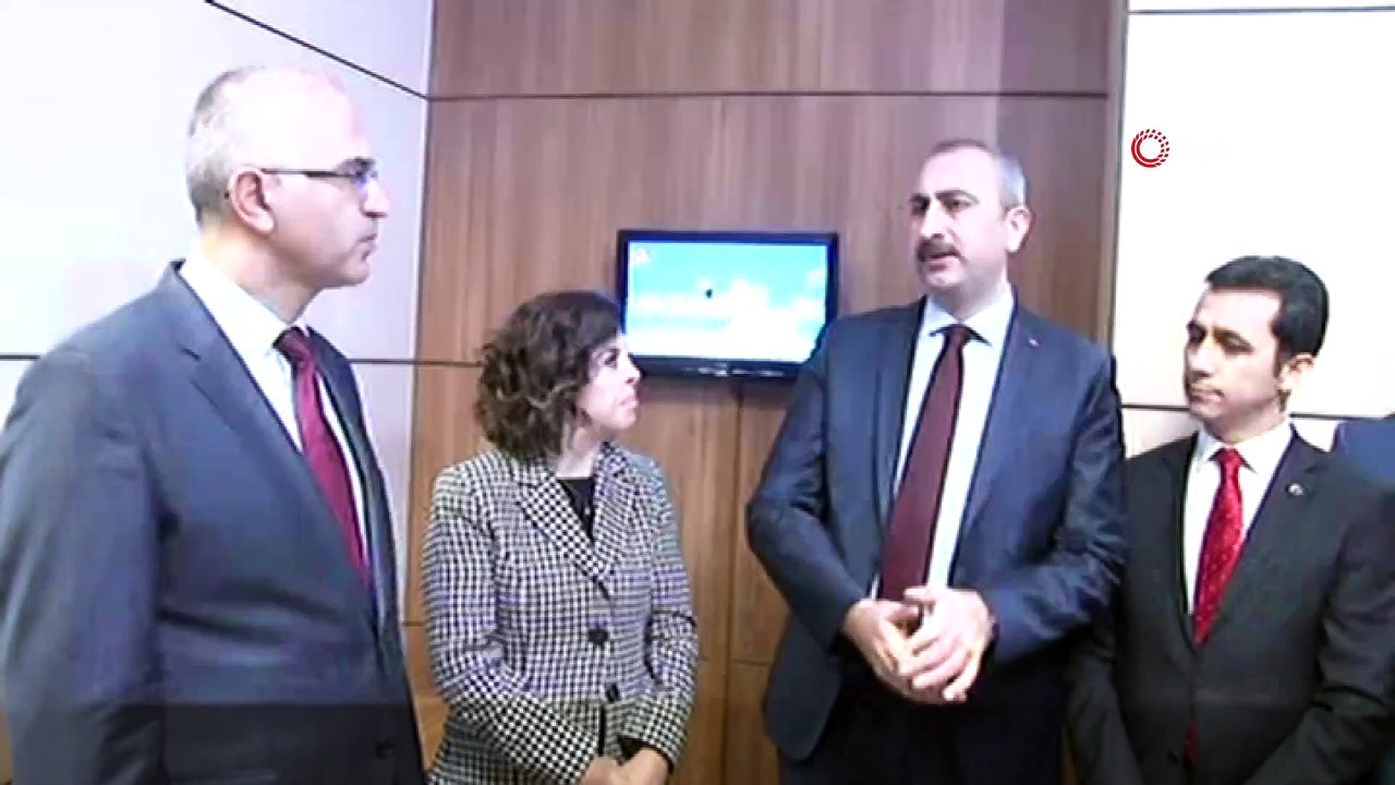 Adalet Bakanı Gül, Adli Görüşme Odalarında incelemelerde bulundu