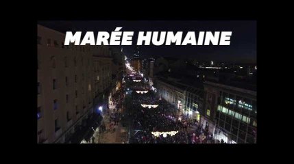 Poutine accueilli en grande pompe en Serbie