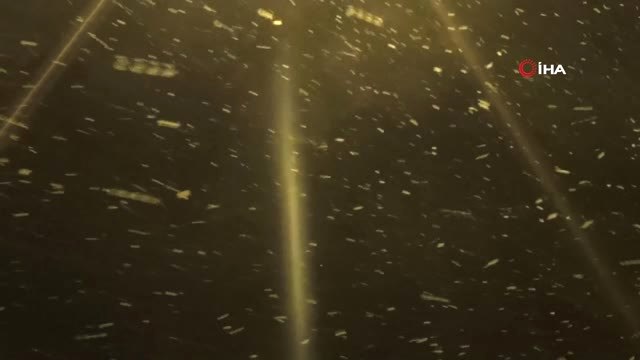 Sarıkamış'ta Tipi Nedeniyle Yolda Kalan Sürücülerin İmdadına İş Makineleri Yetişti