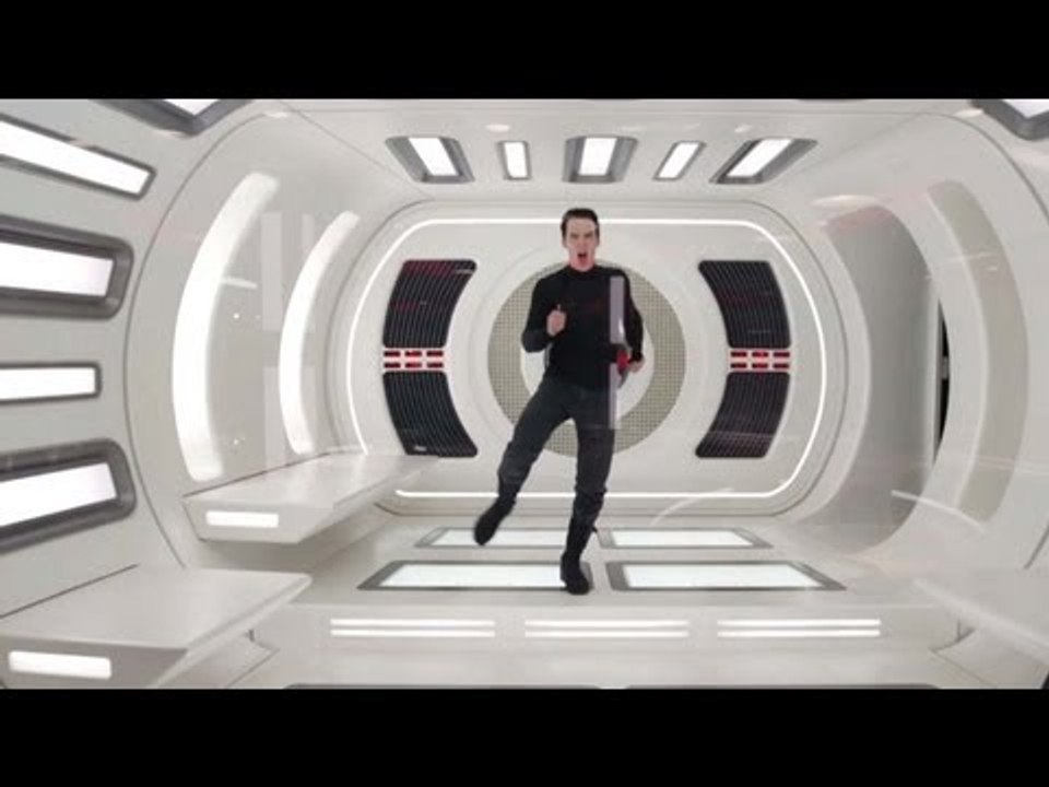 STAR TREK INTO DARKNESS Dvd & Blu-Ray Bonus "Cumberbatch's on fire !"