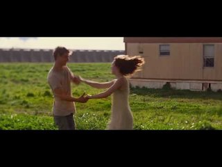 The Host Movie Clip "Kissing in the Rain"