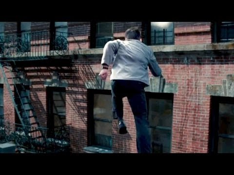 Ben Stiller is a Hero THE SECRET LIFE OF WALTER MITTY Movie Clip # 2