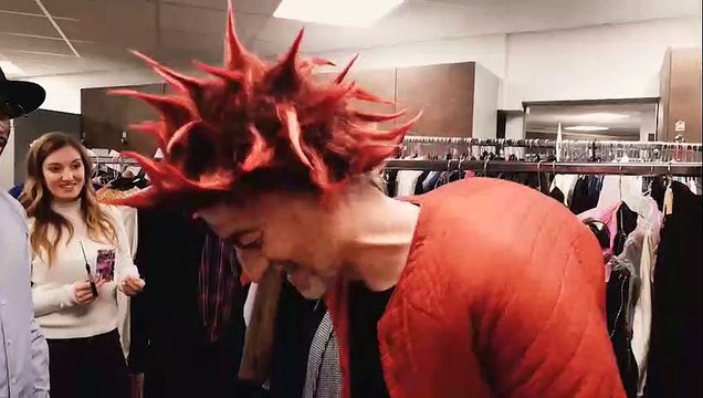 OFF TPMP : Kelly Vedovelli maquille Francesca Antoniotti, Delphine Wespiser danse avec Raymond… (Exclu Vidéo)