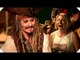 PIRATES OF THE CARIBBEAN 5 - Johnny Depp Surprises Fans at Disneyland !