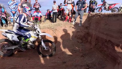 Grimpossible w_ Graham Jarvis - The Wall ( 720 X 1280 )