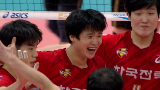 한국전력, OK저축은행 제물로 시즌 2승째...V리그 전반기 마감 / YTN