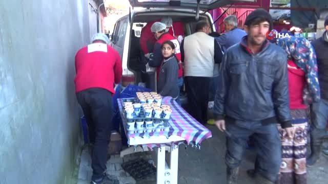 Kızılay'dan Amik Ovası'nda Sel Felaketinden Etkilenen Vatandaşlara Yemek Yardımı